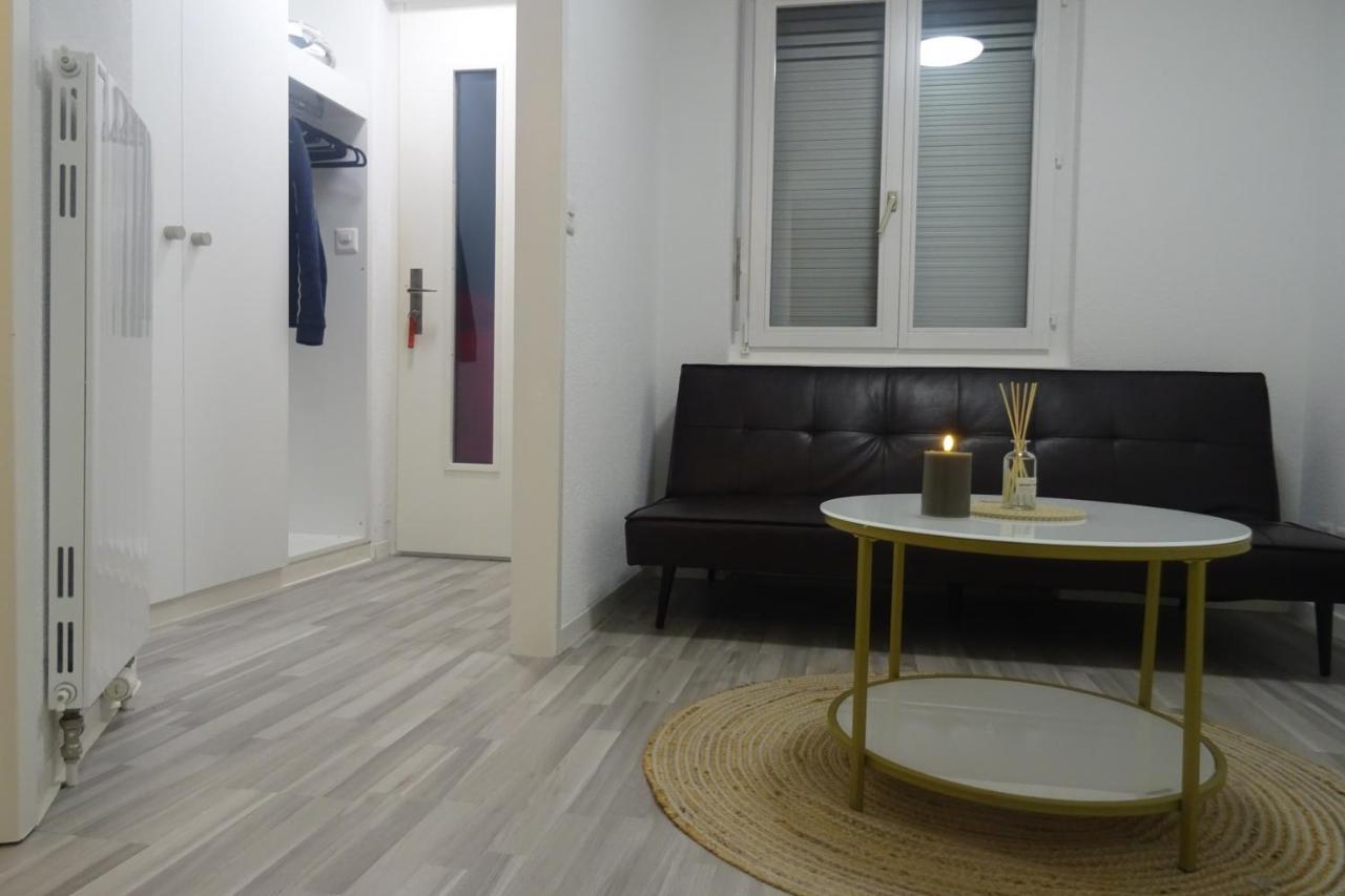 Aare 1 Apartment *